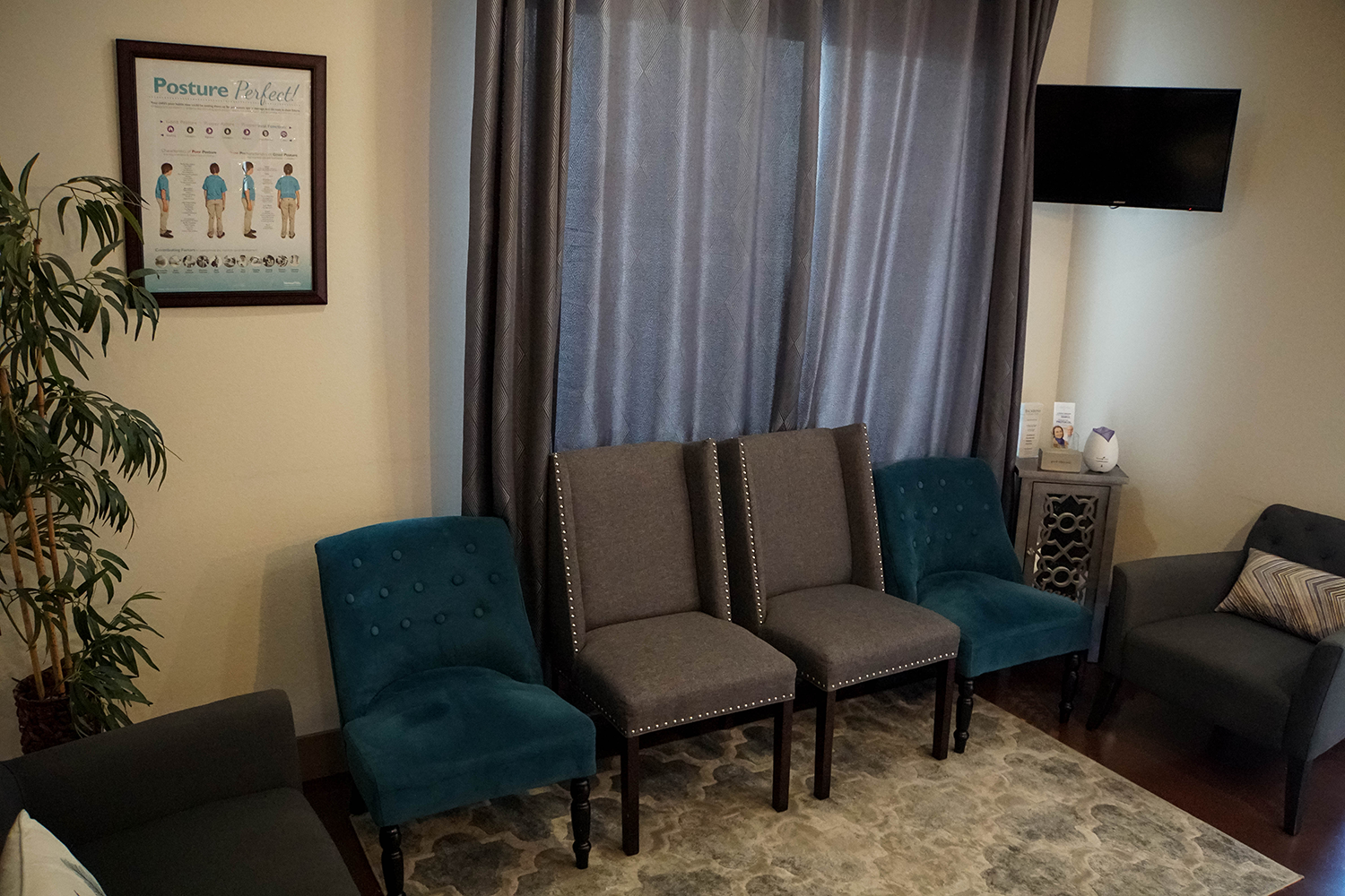 Backbone Wellness Center Front Room Backbone Wellness Center